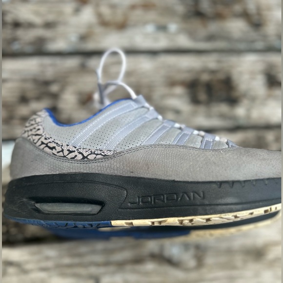 Jordan Comfort Viz Air 11 Leather Stealth Pack-Varsity Royal. Size 11.5 - Picture 5 of 8